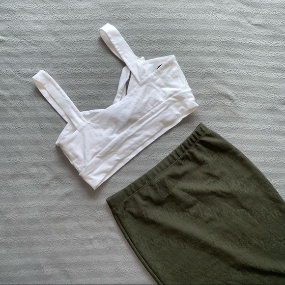 Forever 21 white bra top - Picture 3 of 4